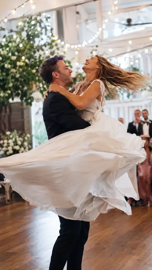 A vertical bridal carry video ready for Reels, Shorts and TikTok
