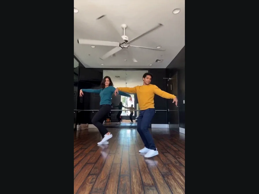 Thriller Dance generated result, moment 2