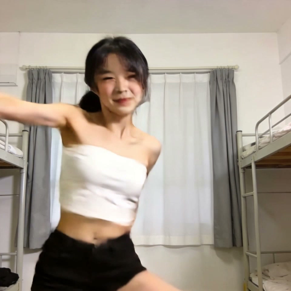 Trending beauty dance viral TikTok thumbnail